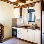 Villa Niriides *