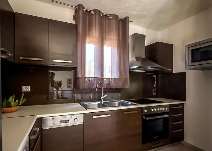 Вилла Niriides *