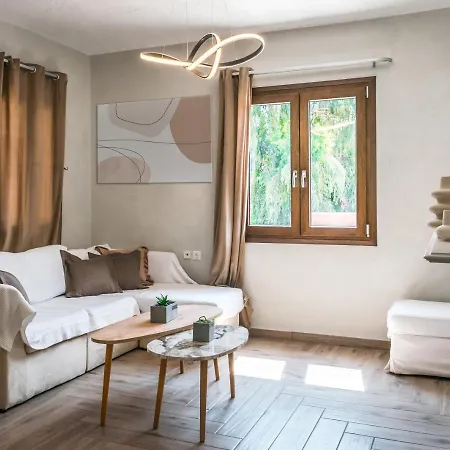 Niriides Luxury