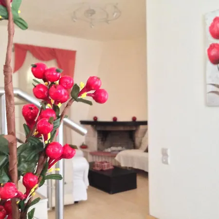 Niriides Luxury Villa *