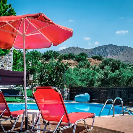 Niriides Luxury Villa