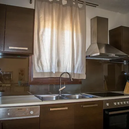 Niriides Luxury Villa *