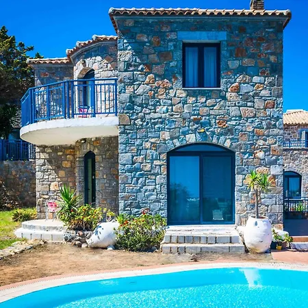 Vilă Niriides Hersonissos (Crete)