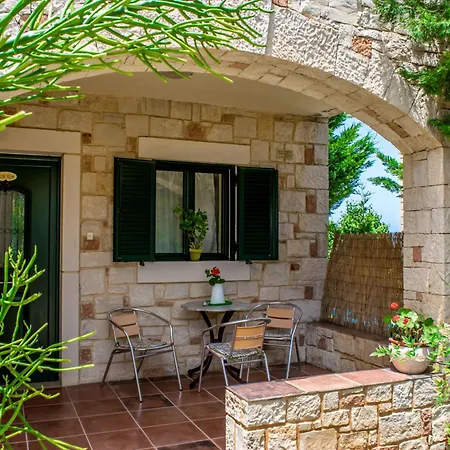 Vilă Niriides Hersonissos (Crete)