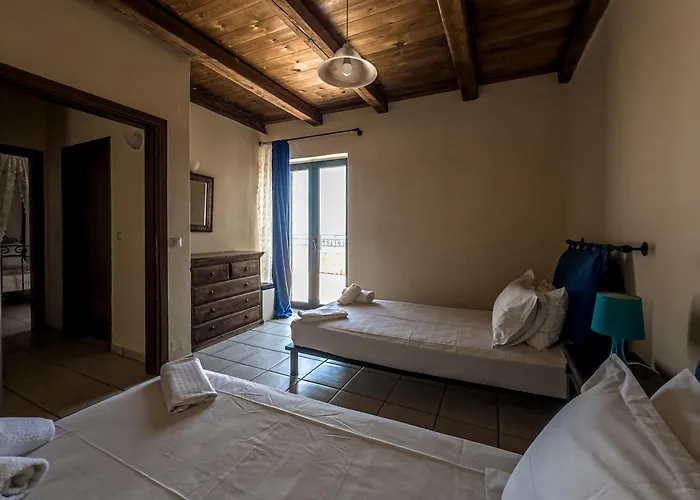 Niriides * Χερσόνησος